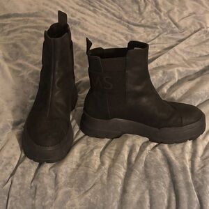 Black Women's Tom’s Ankle Boots